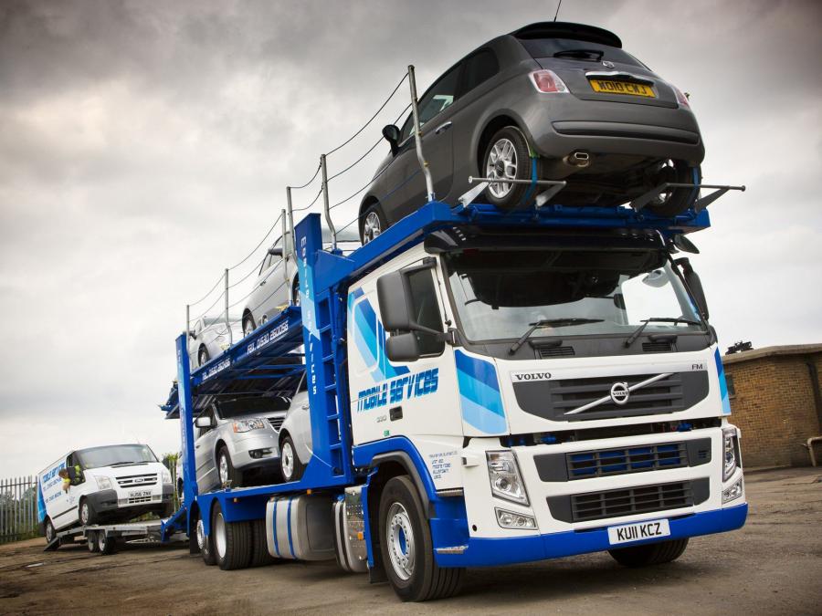  Volvo FM11 330 6x2 Car Transporter 2010 года  (UK) (фото 1 из 2)
